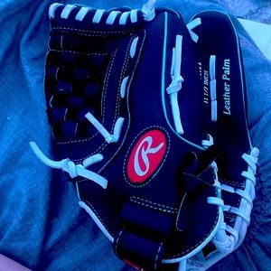 softball glove